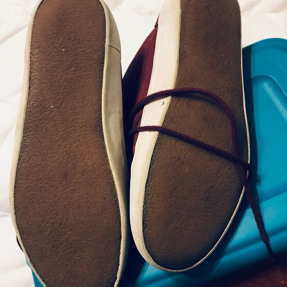 Ladies Red Velvet midtop sneakers sz 9.5 - Picture 4 of 6